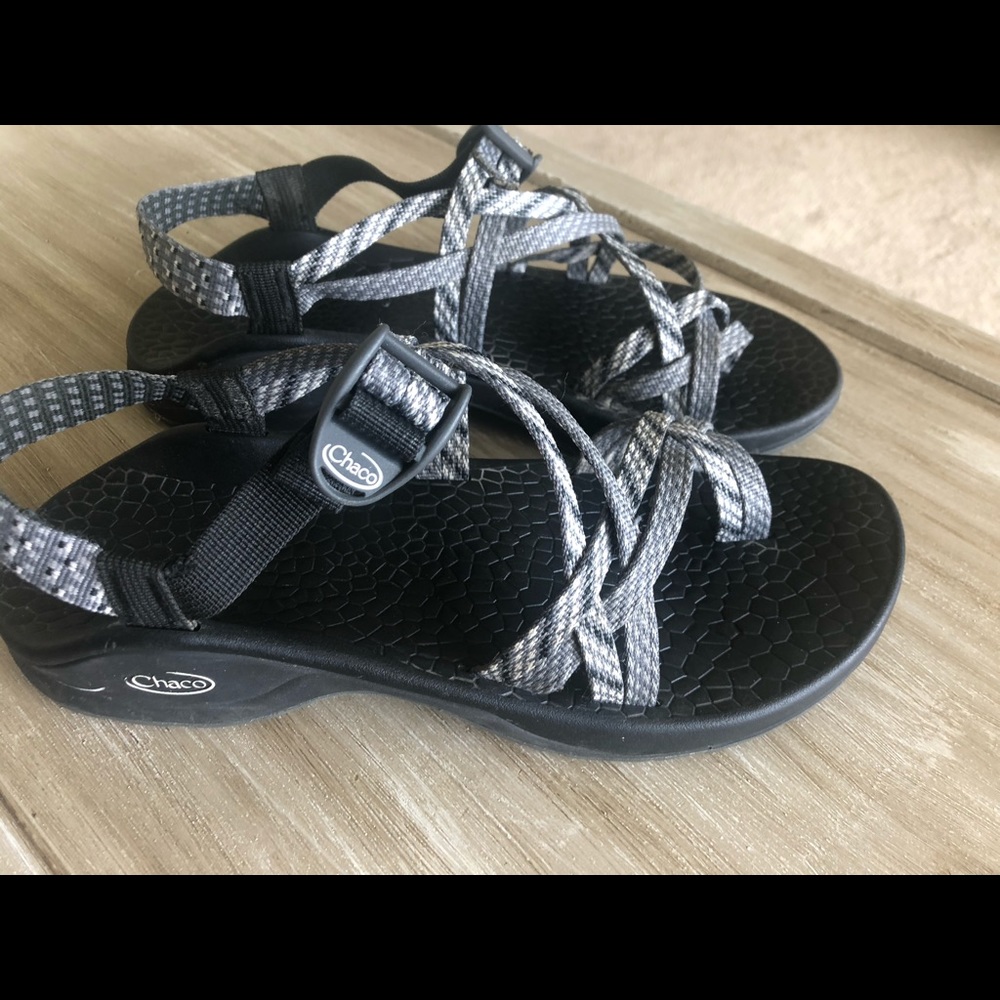 Size 11 Women’s Chacos